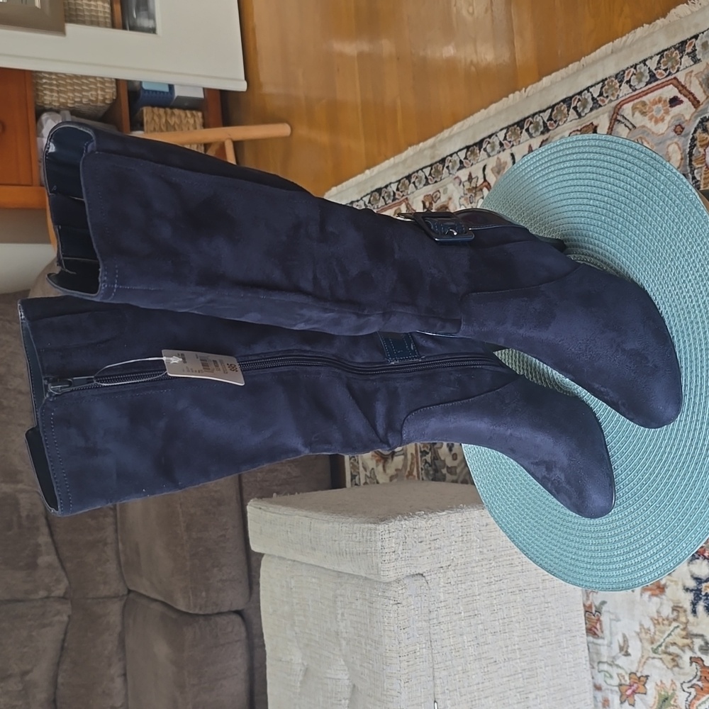 EAST 5TH BRAND WOMEN'S BLUE SUEDE HIGH BOOTS SIZE 5.5